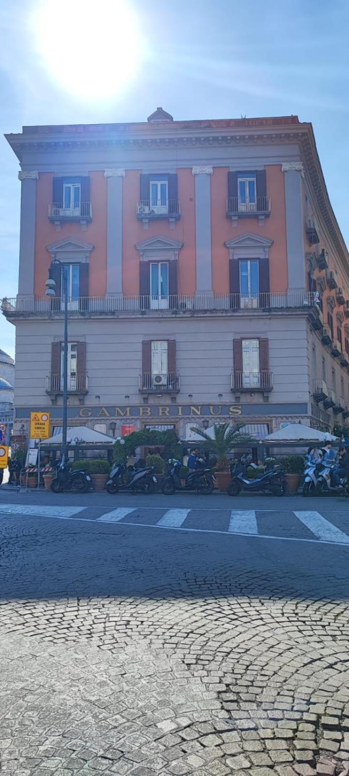 La Chicca Appartamento Intero Nei Quartieri Spagnoli Neapel Exteriör bild